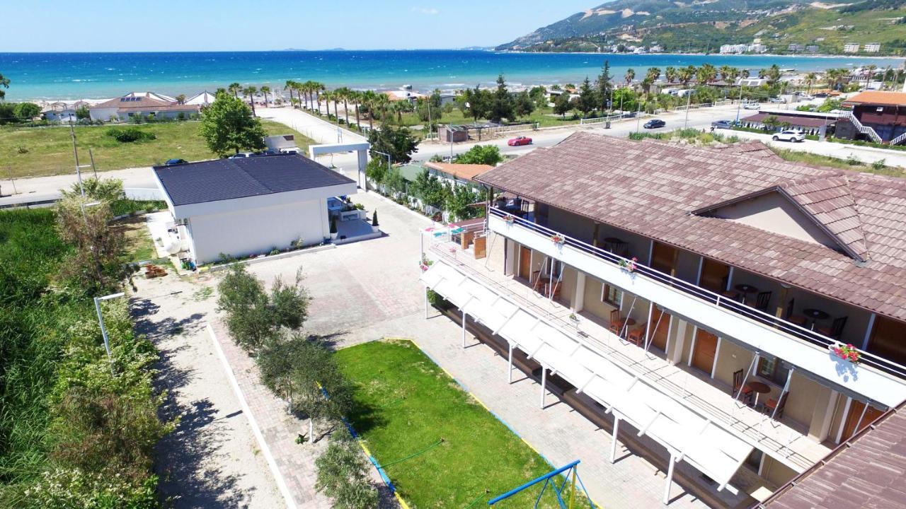 Dolce Italia Residence Radhimë Eksteriør bilde